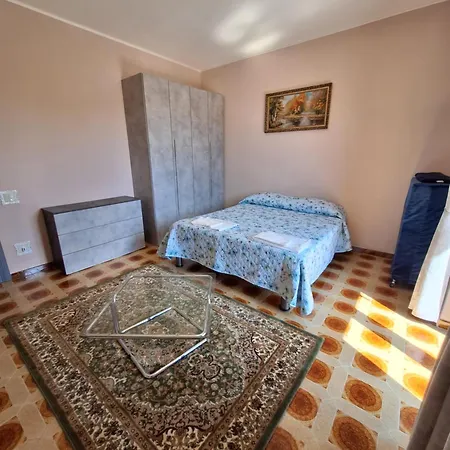 Di Lucia 3* Casamorcia